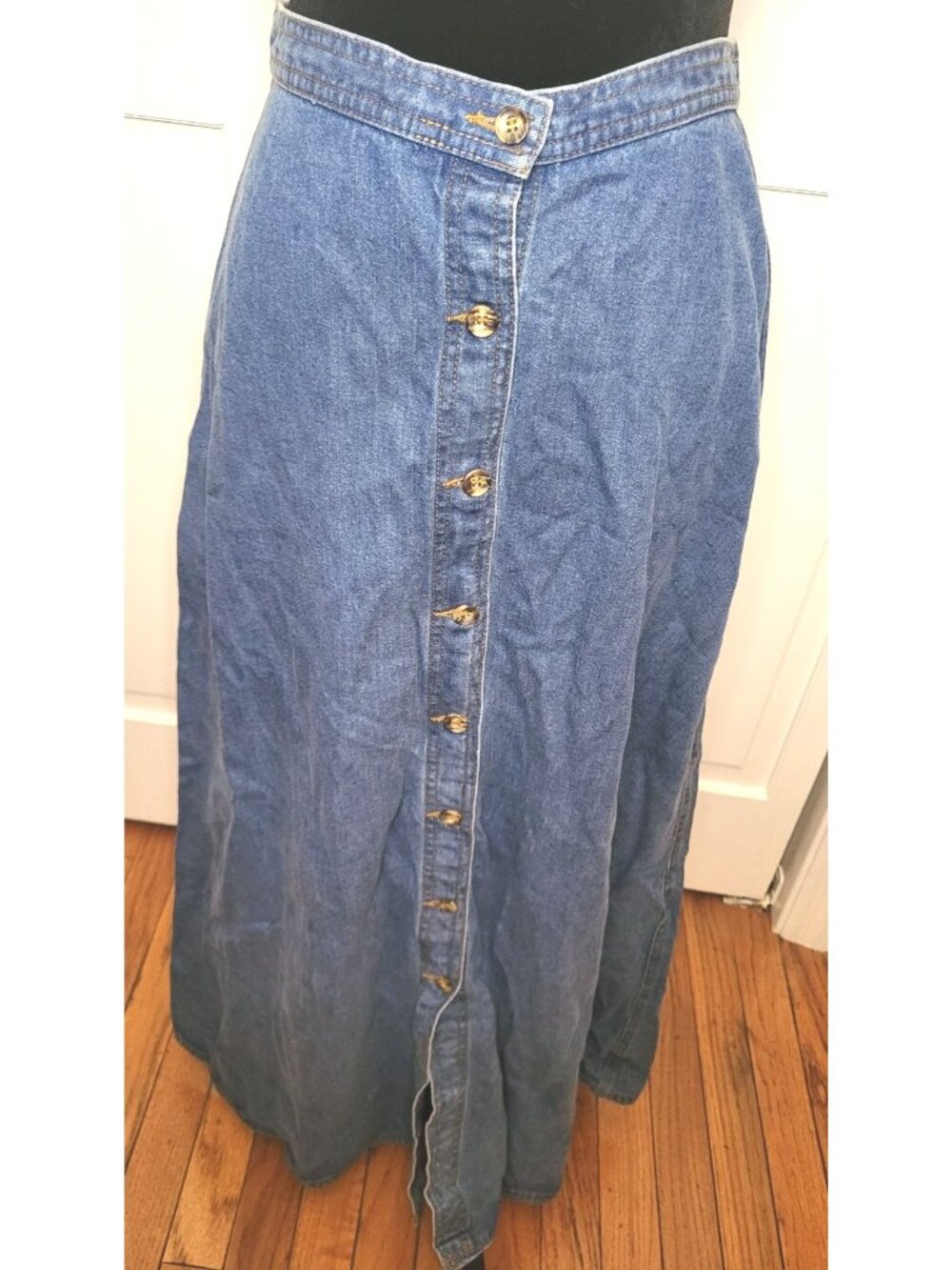 Vintage 90s Karen Kane Denim Pleated Button Up Skirt 8 Western Made in USA Retro
